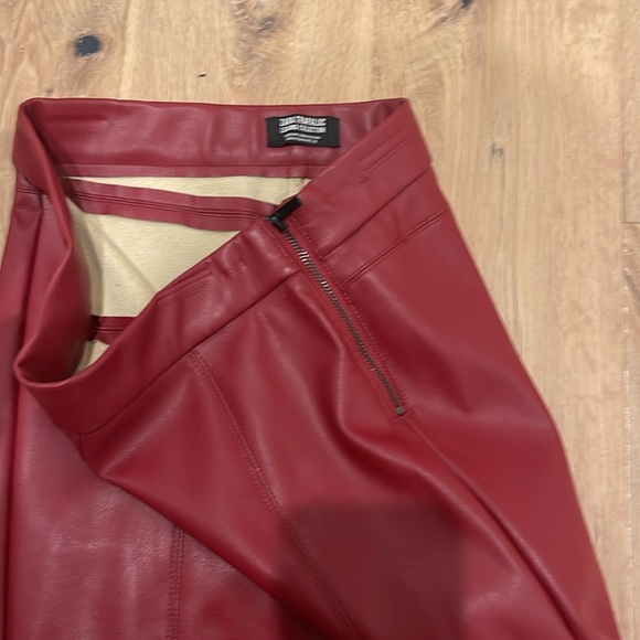 Skinny Vegan Leather Pants - Picture 2 of 2